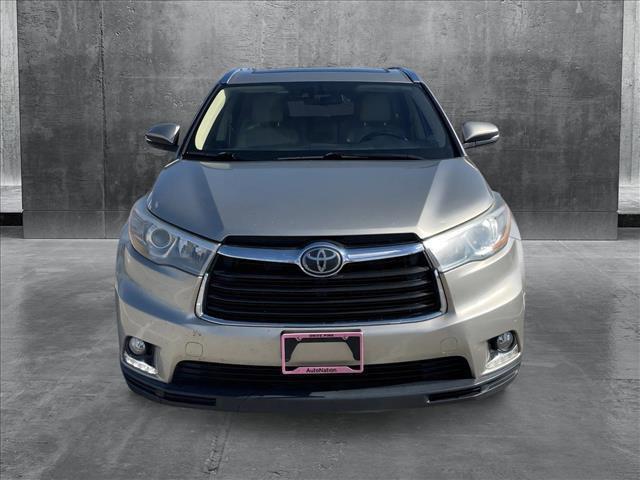 used 2015 Toyota Highlander car, priced at $19,995