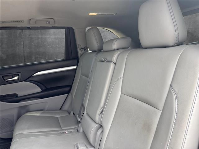 used 2018 Toyota Highlander car, priced at $23,891