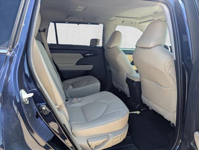 new 2025 Toyota Highlander car, priced at $47,492