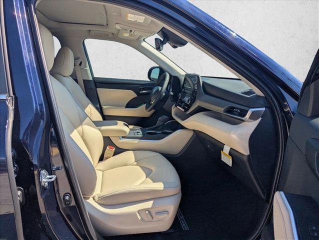 new 2025 Toyota Highlander car, priced at $47,492