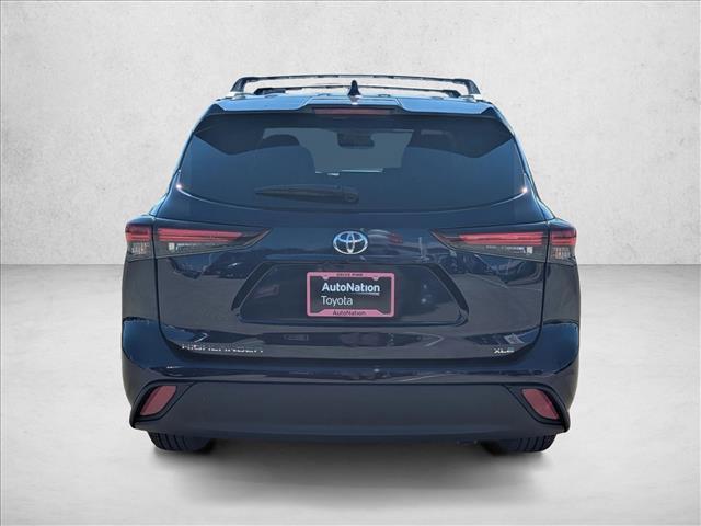 new 2025 Toyota Highlander car, priced at $47,492
