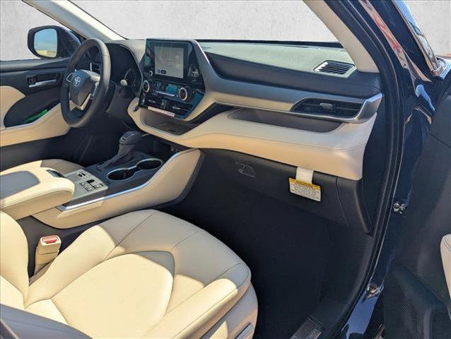 new 2025 Toyota Highlander car, priced at $47,492