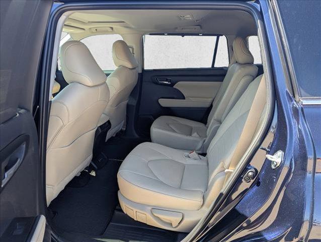 new 2025 Toyota Highlander car, priced at $47,492