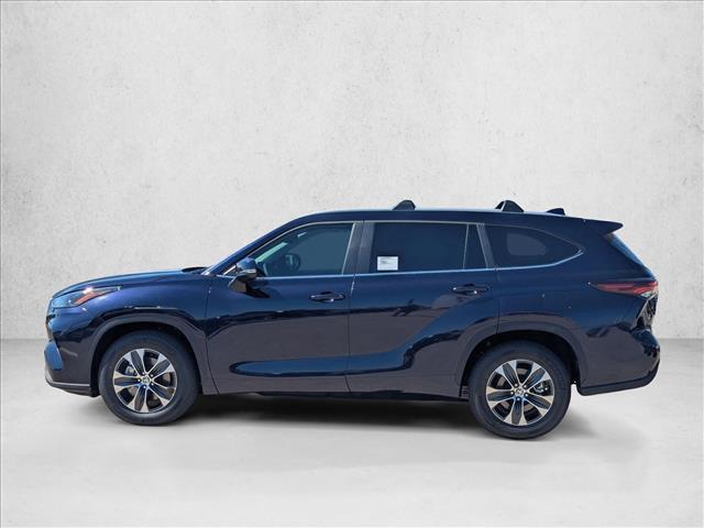 new 2025 Toyota Highlander car, priced at $47,492
