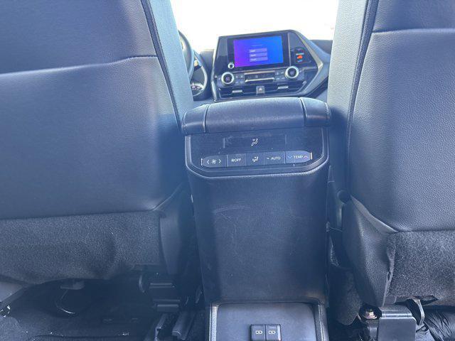 used 2023 Toyota Highlander car, priced at $38,295