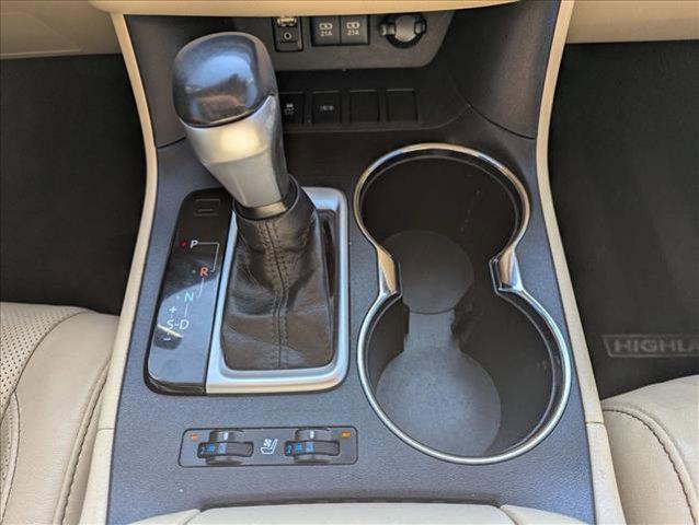 used 2017 Toyota Highlander car, priced at $22,427