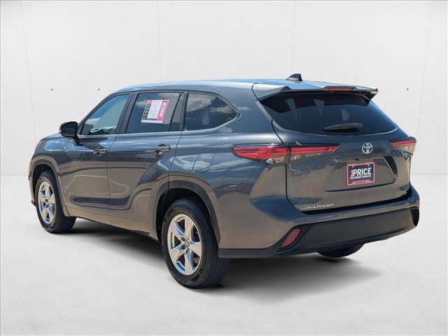 used 2023 Toyota Highlander car, priced at $30,995