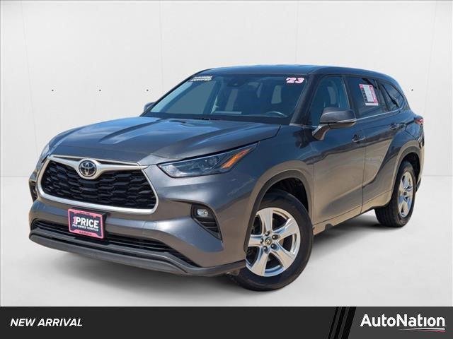 used 2023 Toyota Highlander car, priced at $30,995