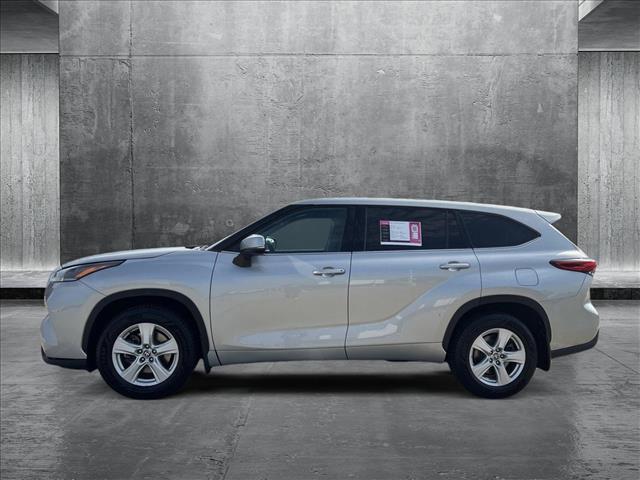 used 2021 Toyota Highlander car, priced at $27,710