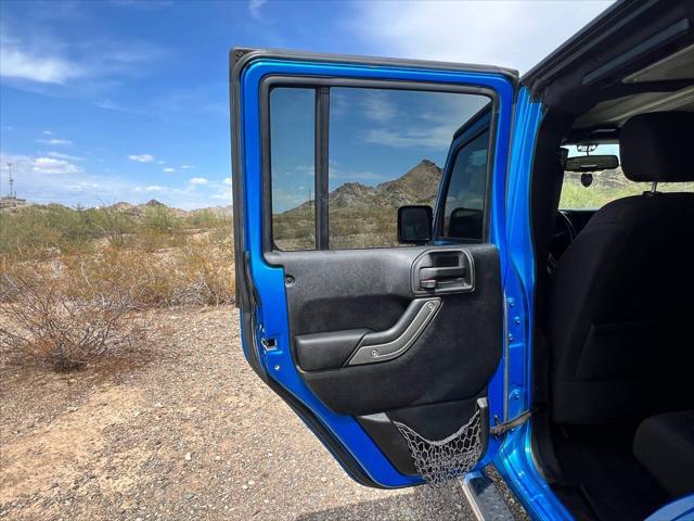 used 2015 Jeep Wrangler Unlimited car, priced at $18,500