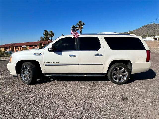 used 2007 Cadillac Escalade ESV car, priced at $11,500