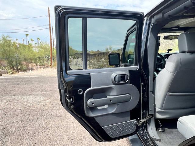 used 2009 Jeep Wrangler Unlimited car, priced at $15,900