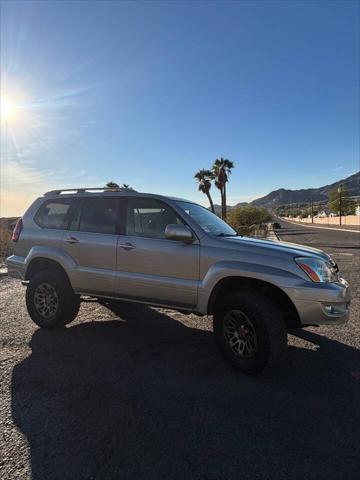 used 2004 Lexus GX 470 car, priced at $10,900