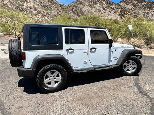 used 2015 Jeep Wrangler Unlimited car, priced at $18,900