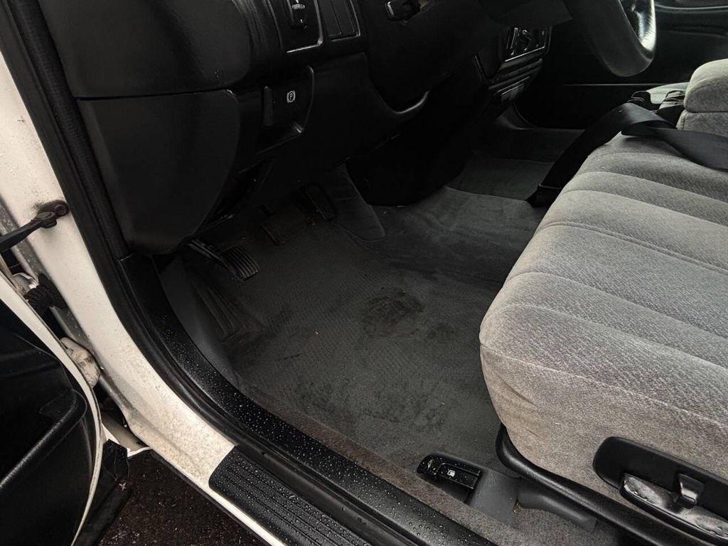 used 1997 Toyota Avalon car, priced at $5,900