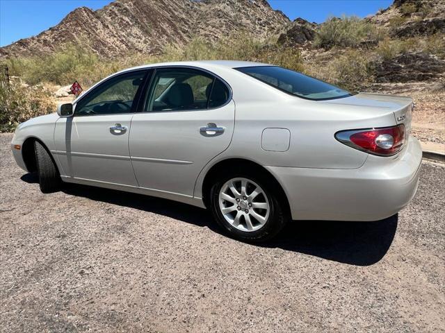 used 2004 Lexus ES 330 car, priced at $7,500