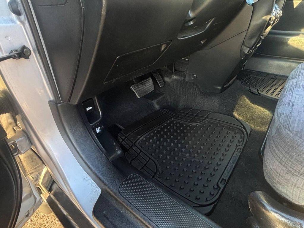 used 2002 Honda CR-V car, priced at $5,900