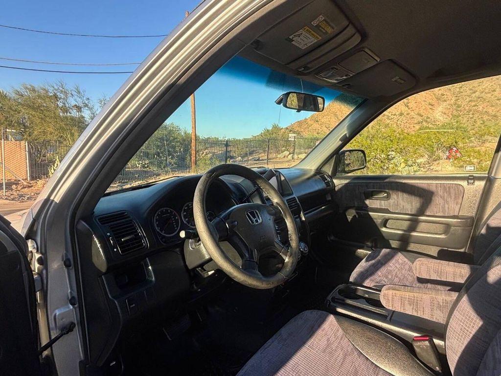 used 2002 Honda CR-V car, priced at $5,900