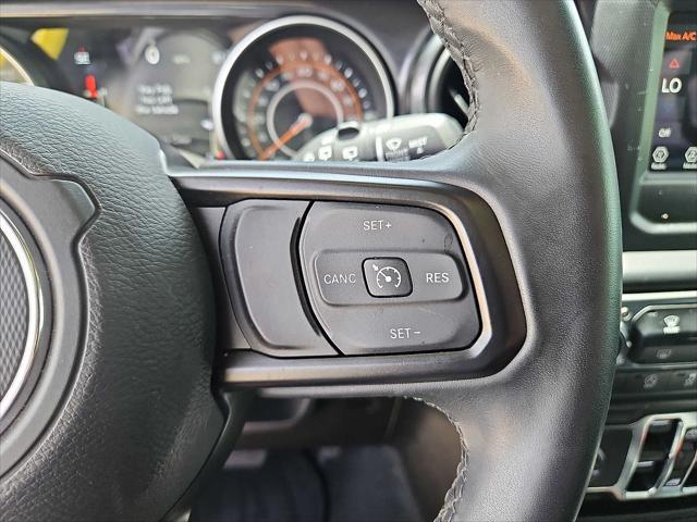 used 2022 Jeep Wrangler Unlimited car, priced at $31,877