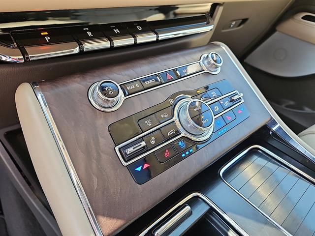 used 2021 Lincoln Aviator car, priced at $35,877