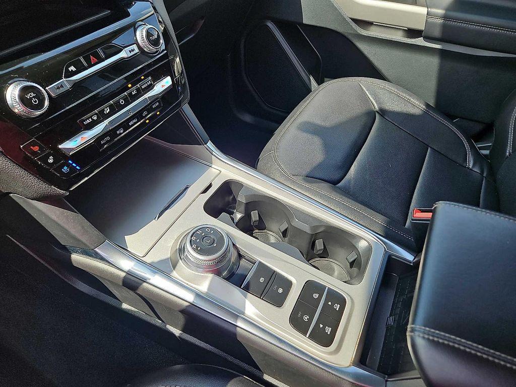 used 2024 Ford Explorer car, priced at $36,888