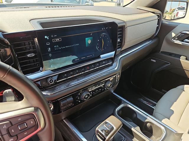 used 2024 Chevrolet Silverado 1500 car, priced at $45,725