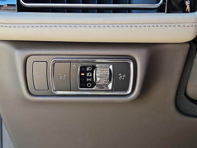 used 2022 Lincoln Aviator car, priced at $43,866