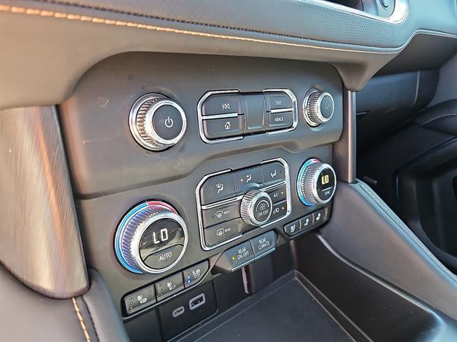 used 2024 GMC Yukon car, priced at $69,900