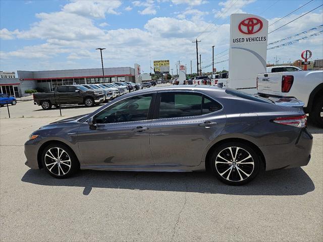 used 2019 Toyota Camry Hybrid car, priced at $19,200