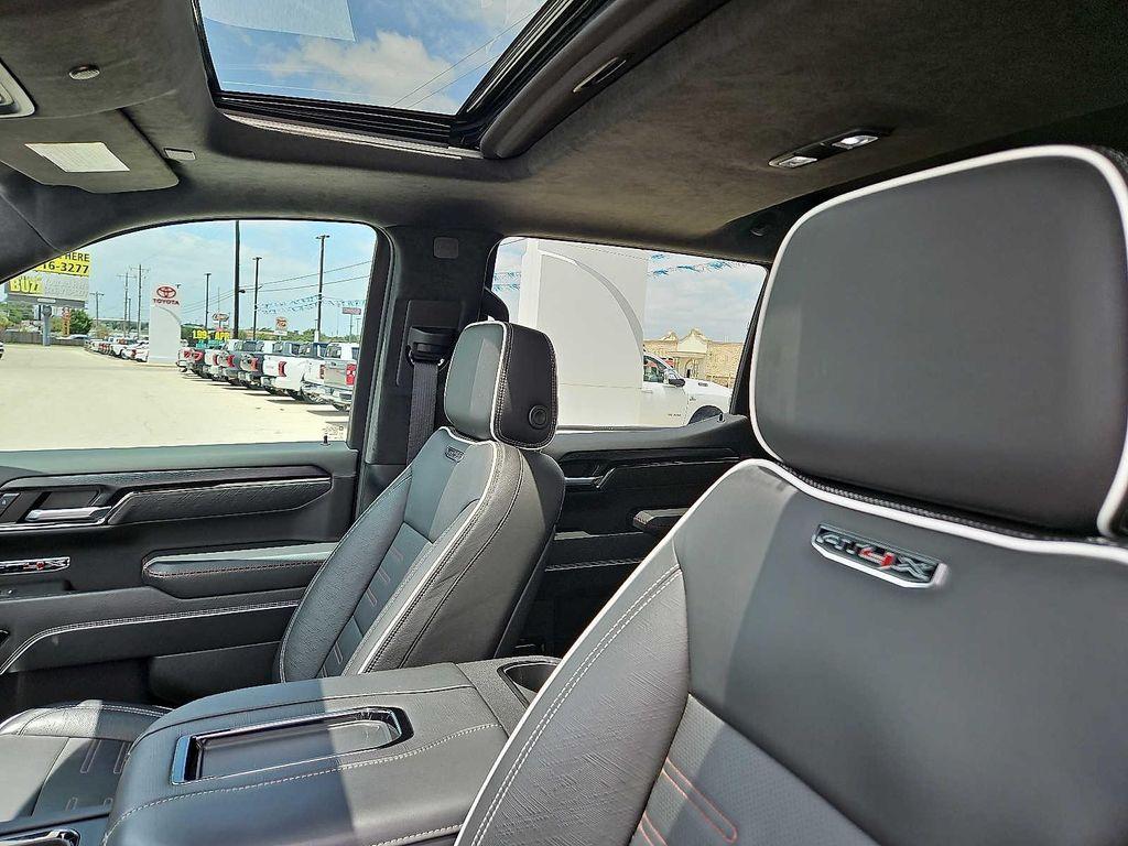 used 2022 GMC Sierra 1500 car, priced at $61,752