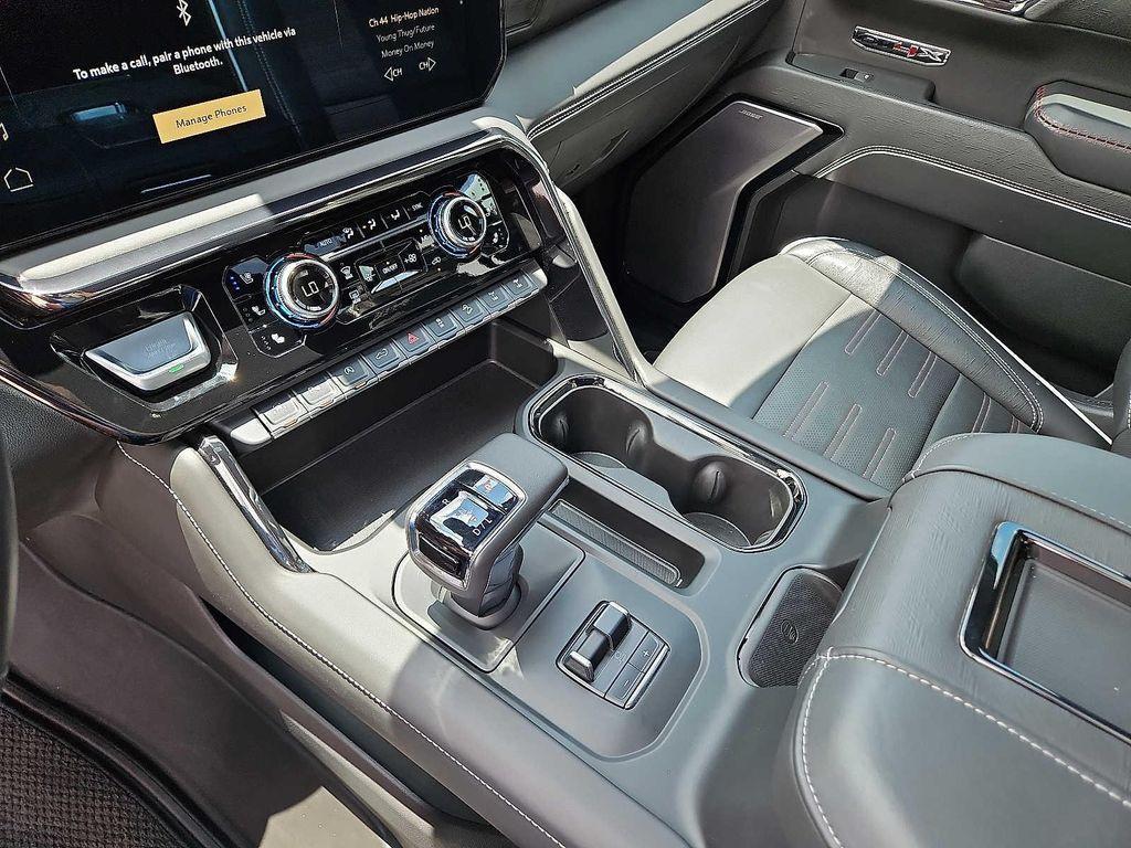 used 2022 GMC Sierra 1500 car, priced at $61,752