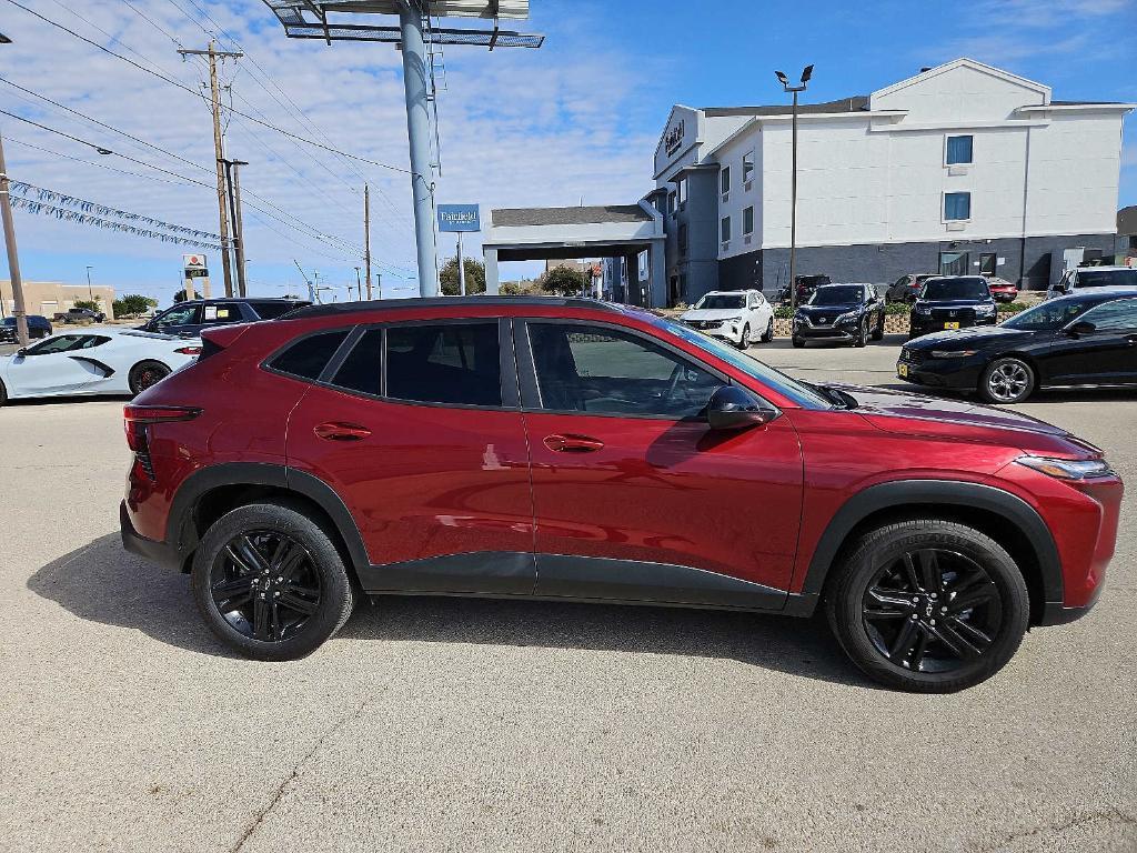 used 2024 Chevrolet Trax car, priced at $26,901