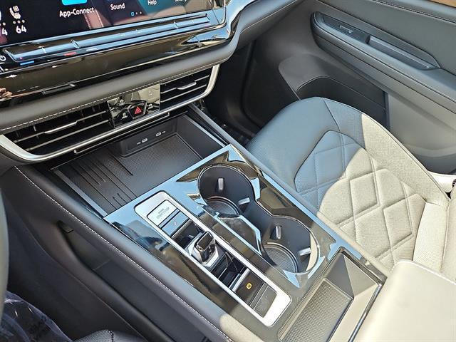 used 2025 Volkswagen Atlas car, priced at $39,023