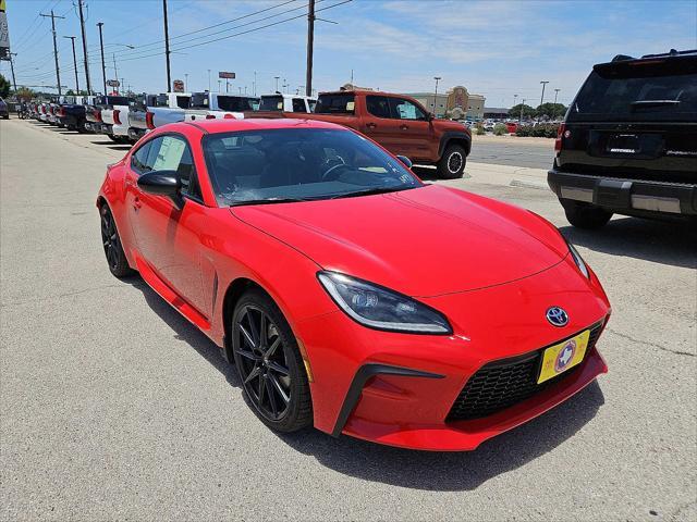 new 2025 Toyota GR86 car, priced at $36,797