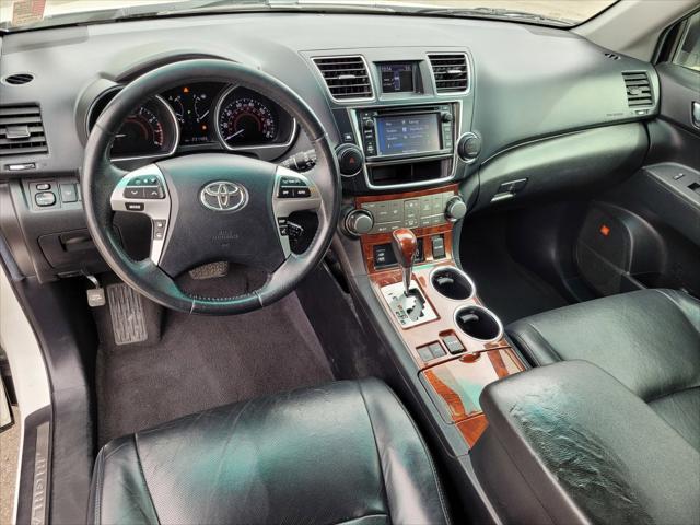 used 2013 Toyota Highlander car, priced at $12,000