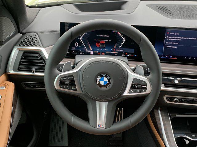 new 2025 BMW X7 car, priced at $97,115