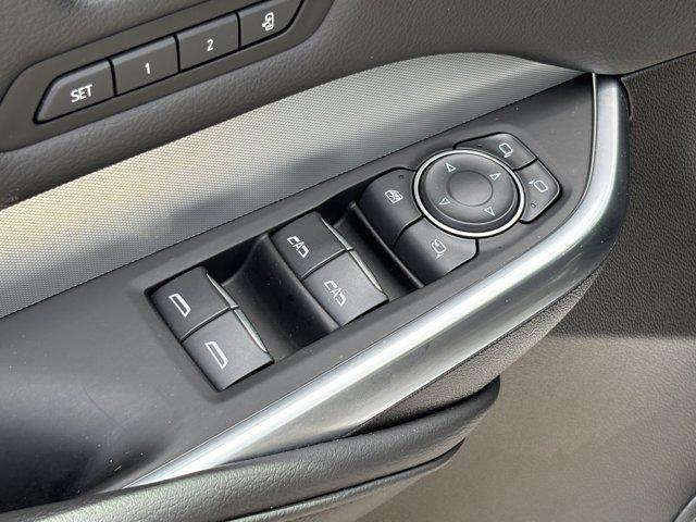 used 2022 Cadillac XT4 car, priced at $29,477