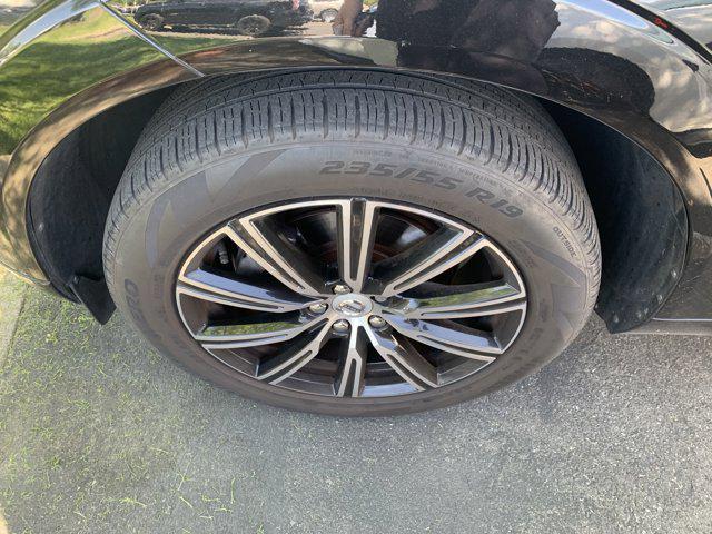 used 2018 Volvo XC60 car, priced at $23,777