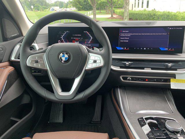 new 2026 BMW X7 car, priced at $90,685