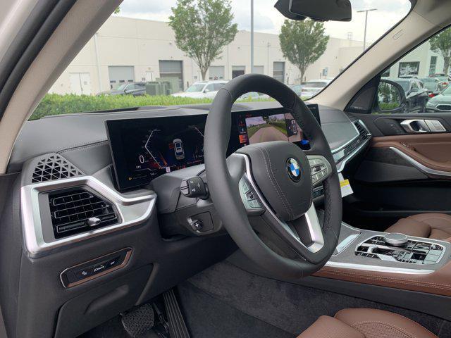 new 2026 BMW X7 car, priced at $90,685
