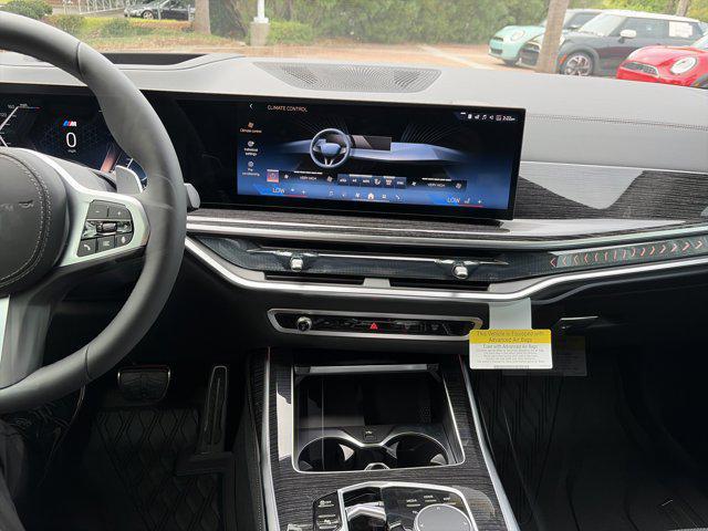 new 2026 BMW X7 car, priced at $100,555