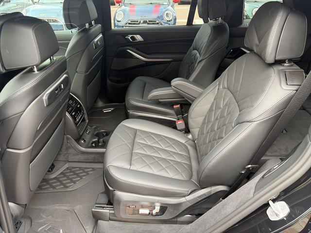 new 2026 BMW X7 car, priced at $100,555