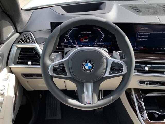 new 2025 BMW X7 car, priced at $100,925