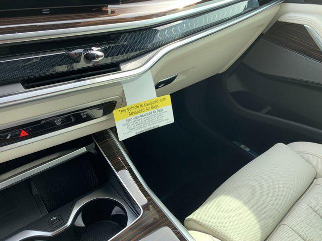new 2025 BMW X7 car, priced at $100,925