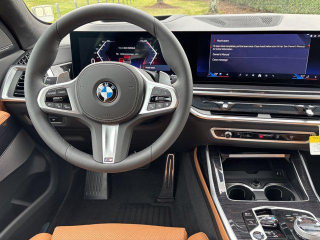 new 2026 BMW X7 car, priced at $102,885