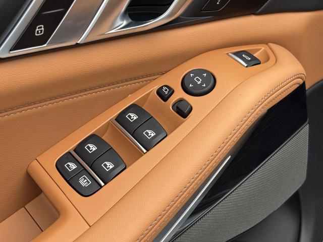 new 2026 BMW X7 car, priced at $102,885