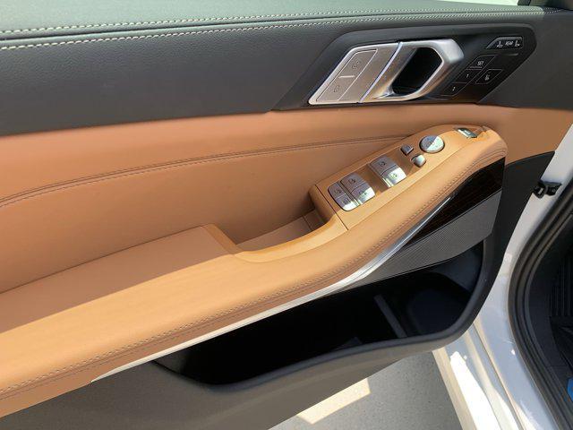 new 2026 BMW X7 car, priced at $93,985