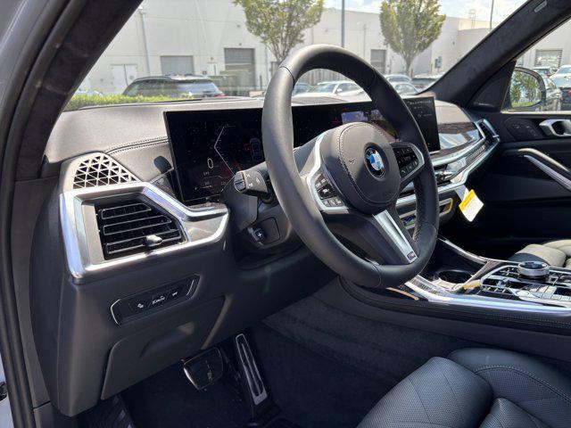 new 2026 BMW X7 car, priced at $101,615
