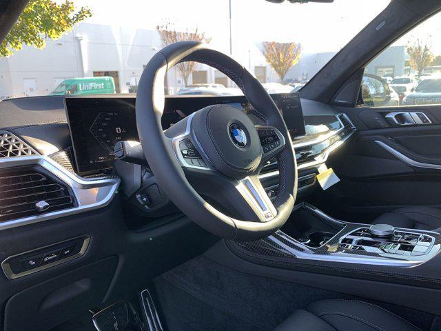 new 2025 BMW X7 car, priced at $118,525