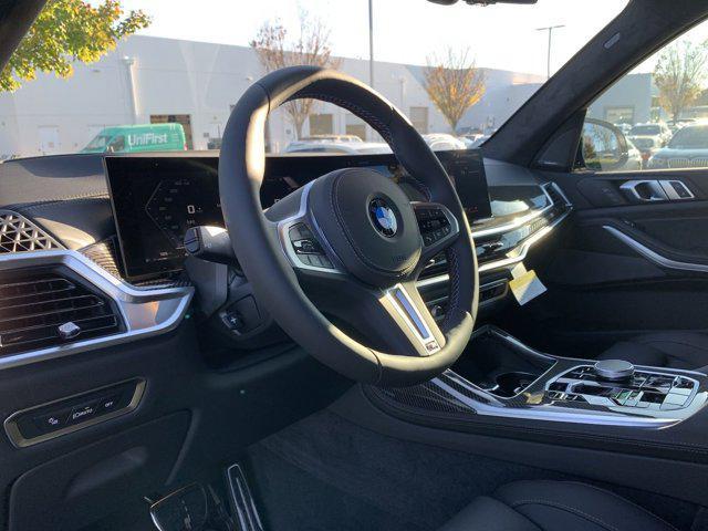 new 2025 BMW X7 car, priced at $118,525